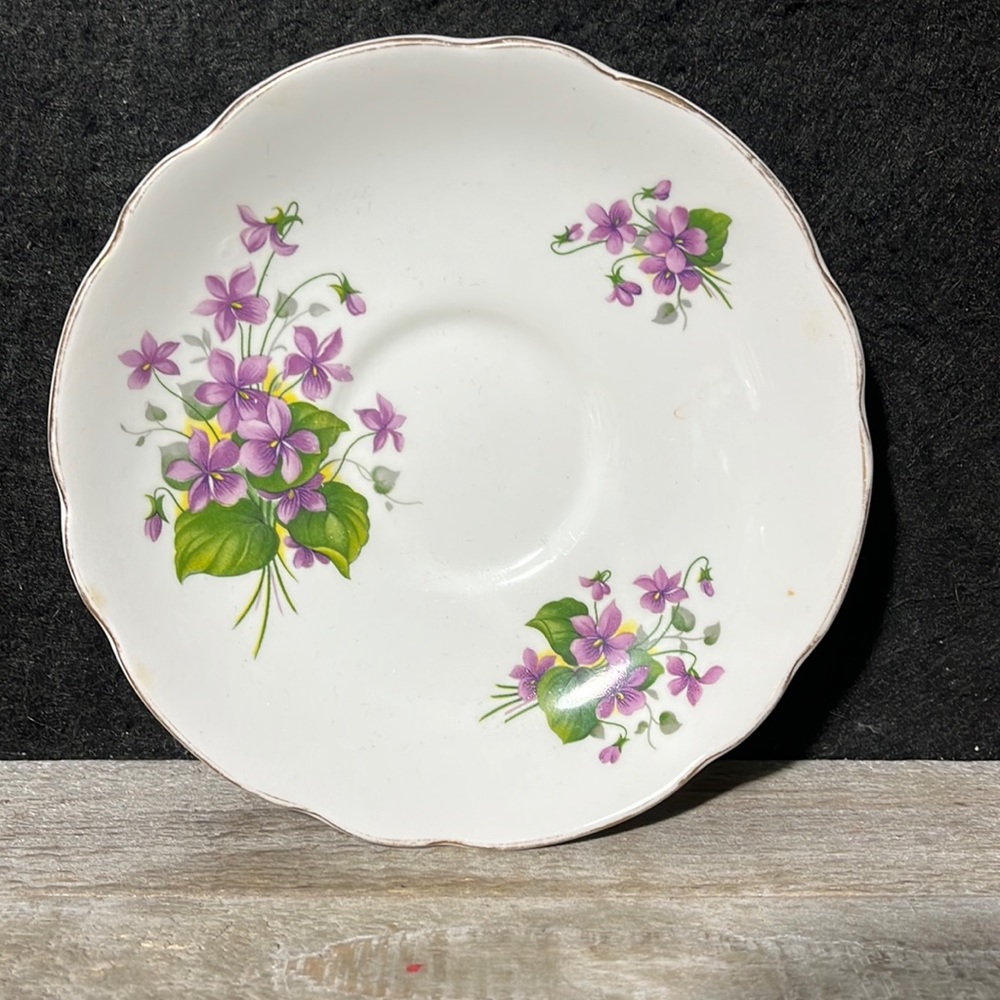 Regency English Bone China Saucer Purple Violets Vintage England